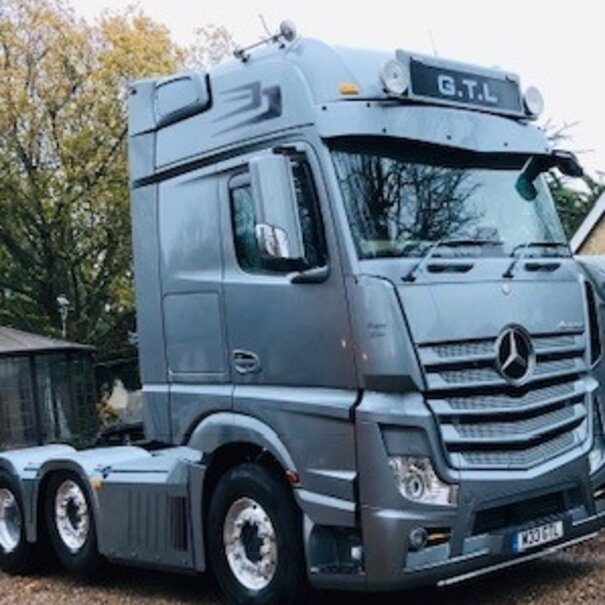 Zonneklep voor Mercedes-Benz Actros MP4. 