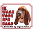 Stickerkoning Basset Hound Waakbord - Ik waak voor mijn baas