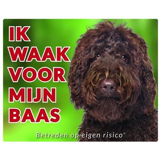 Stickerkoning Labradoodle Waakbord - Ik waak voor mijn baas bruin