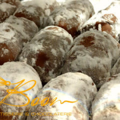 Patisserie & Chocolaterie Boom BESTELLEN: Slagroom Truffel Champagne Patisserie & Chocolaterie Boom BESTELLEN: Slagroom Truffel Champagne