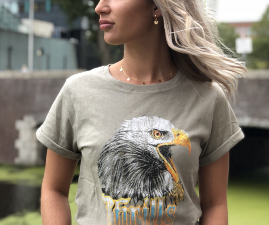 eagle-tshirt-beige-groen-stoer-print-arend