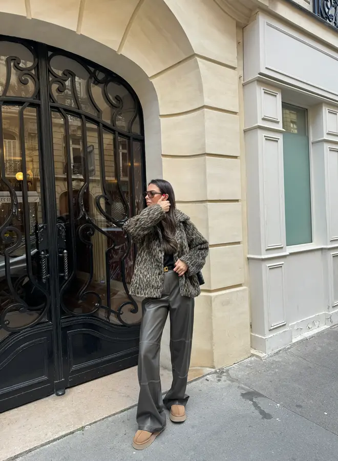 Jas Viral Hairy Leopard