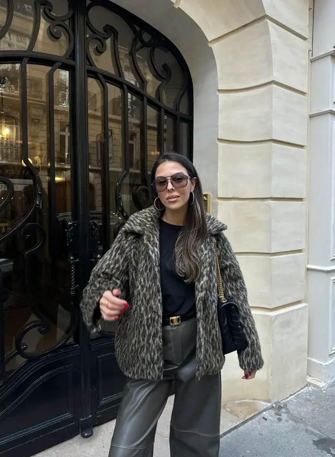 Jas Viral Hairy Leopard