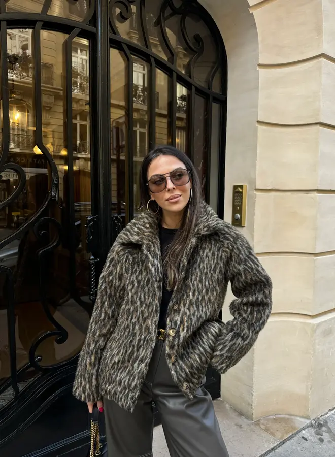 Jas Viral Hairy Leopard