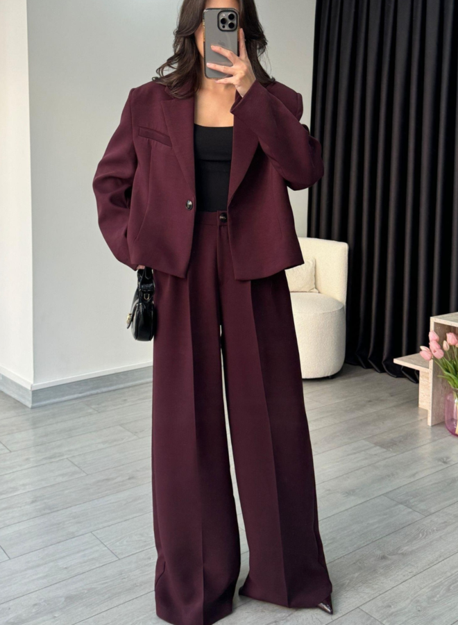 Damespak Burgundy It Is