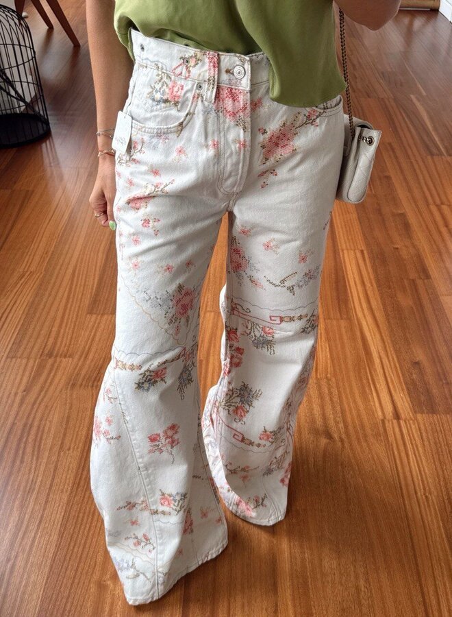 Jeans Rosie On The Block