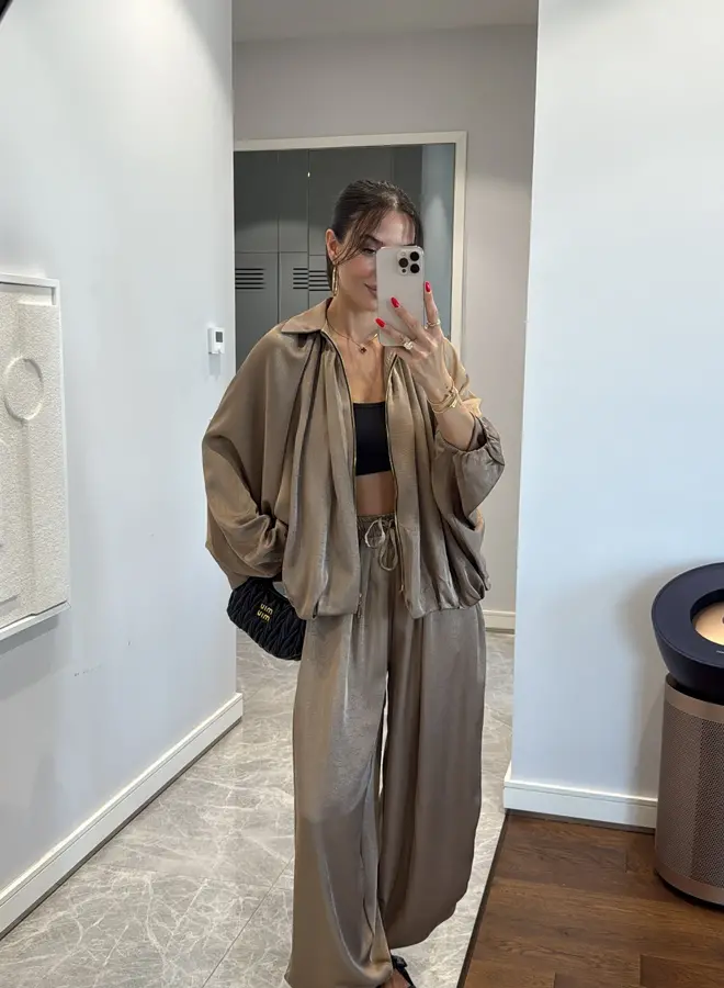 2 Delige Set Oversized Satin Beige/Taupe