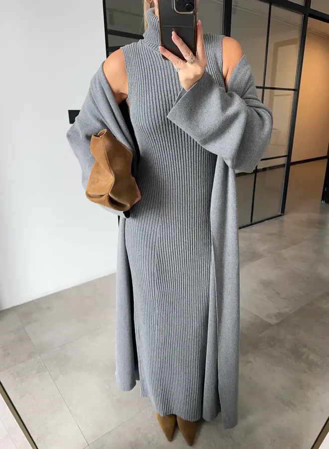 2 Delige Set Maxi Jurk + Maxi Vest Grijs
