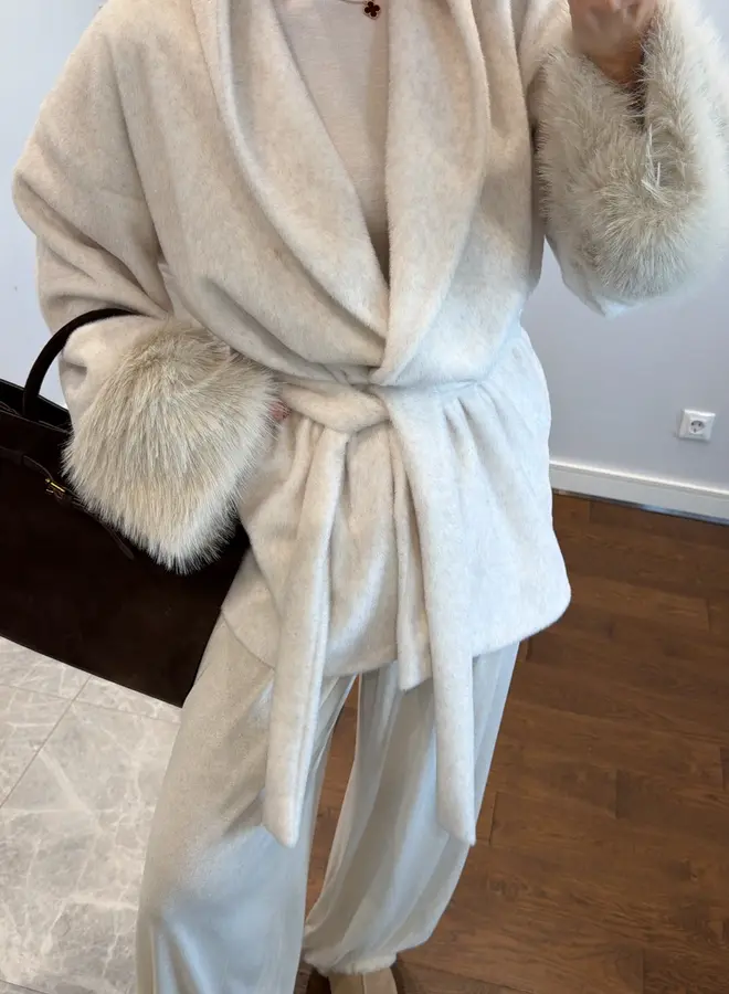 Korte Mantel Jas Deluxe Fur