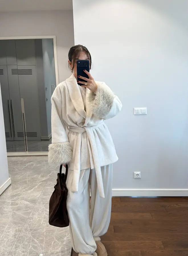 Korte Mantel Jas Deluxe Fur