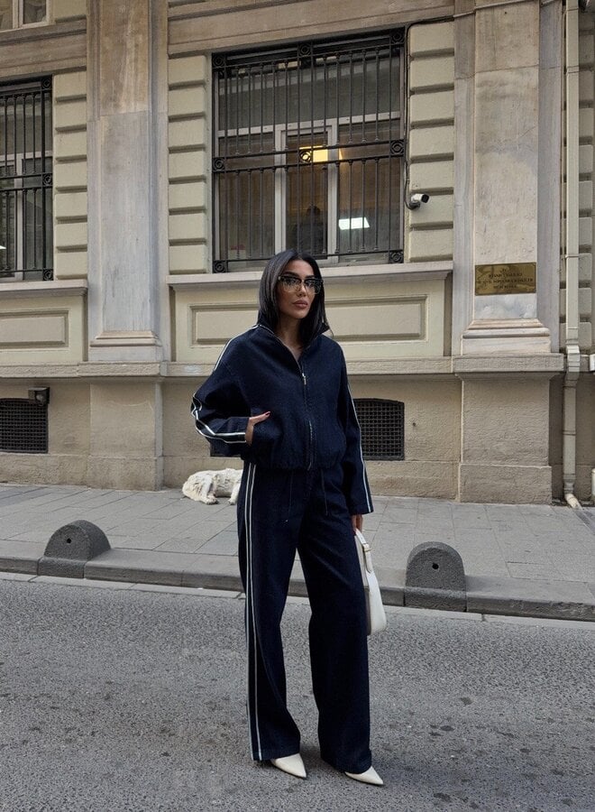 2 Delige Denim Track Suit