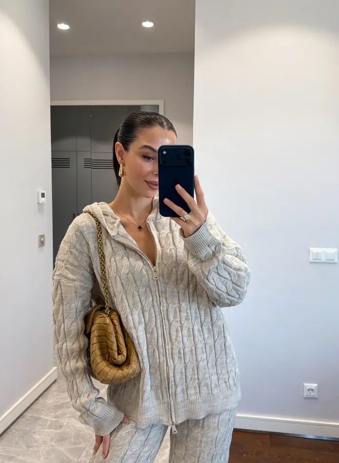 2 Delige Set Knitted Cable