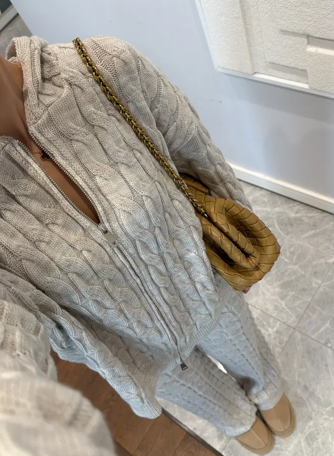 2 Delige Set Knitted Cable