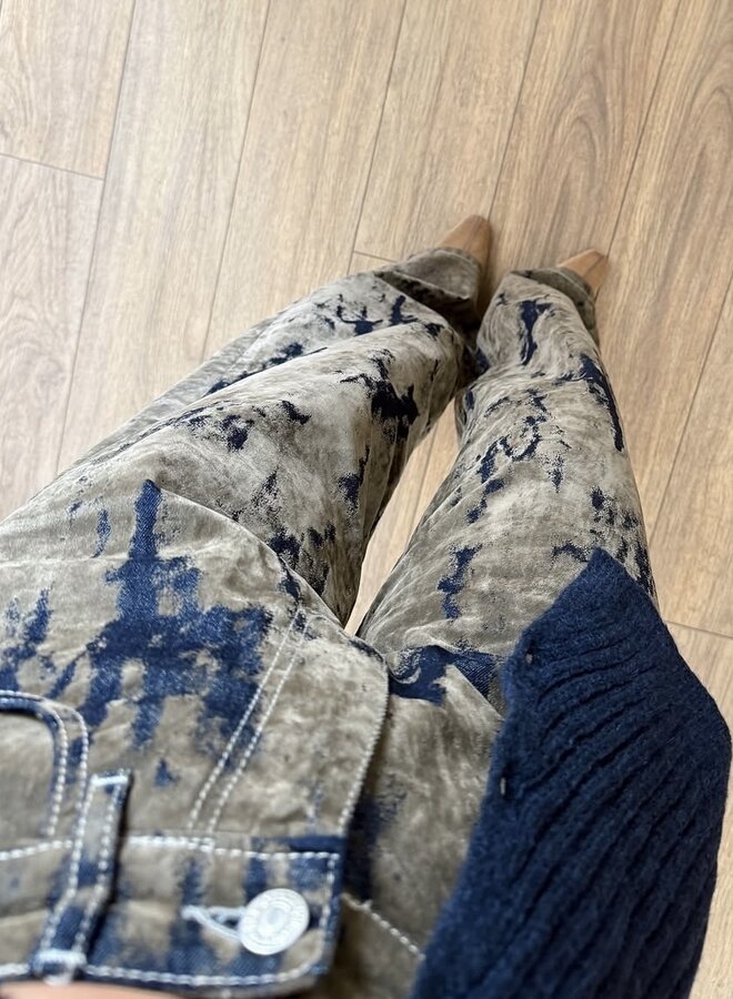 Jeans Velvet Details