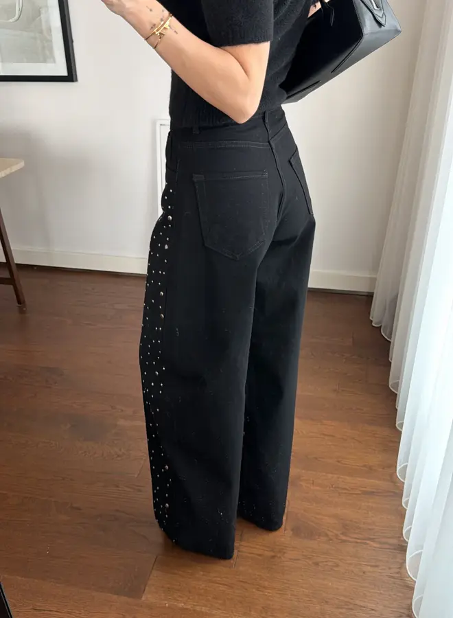 Balloon Jeans Studs