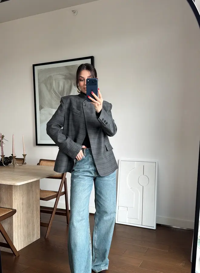 Blazer / Colbert Side Down Chicago