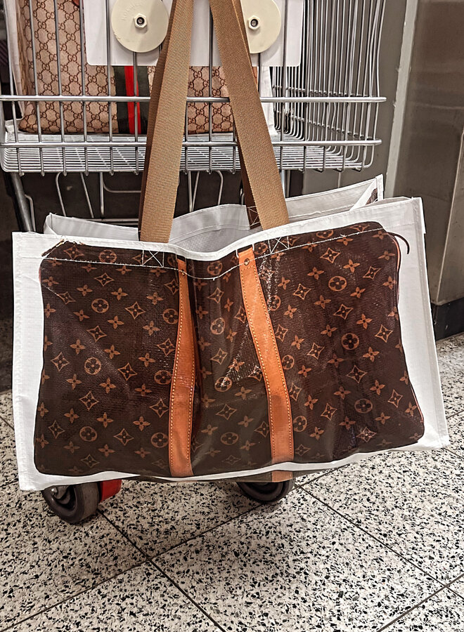 The Icon Monogram Shopper