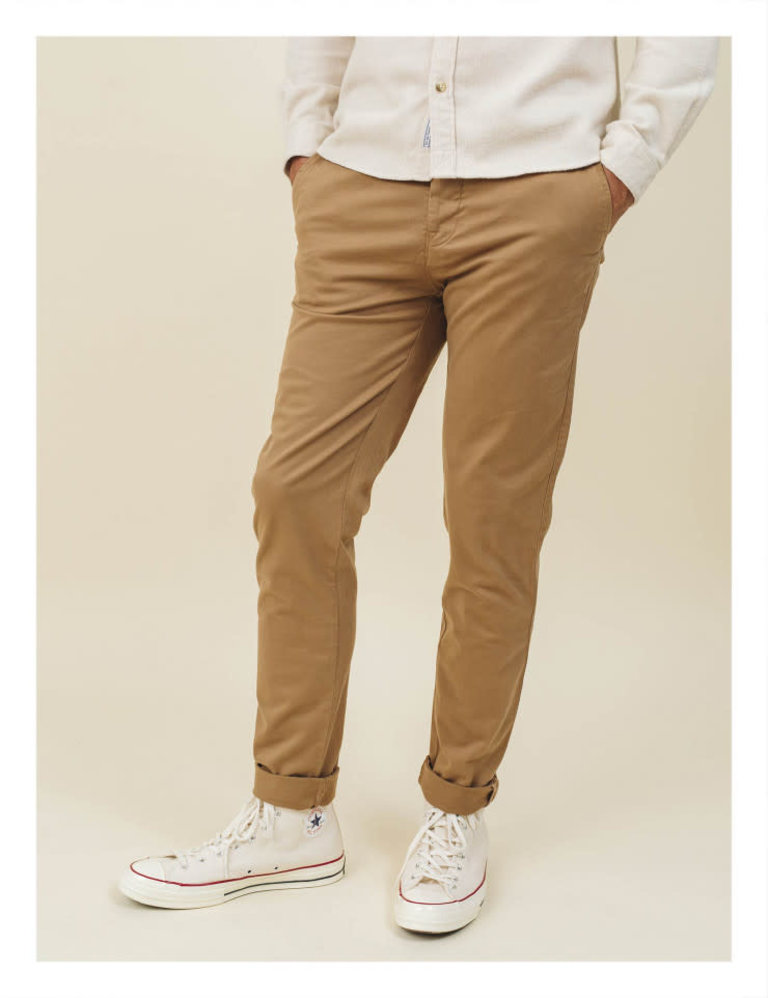 Chino Classic.03 Camel