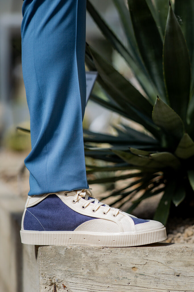 Sanjo Washed Navy K100 OG Sneakers