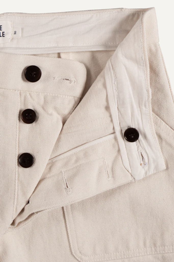 Cuisse De Grenouille Fatigue Short.45 Ecru