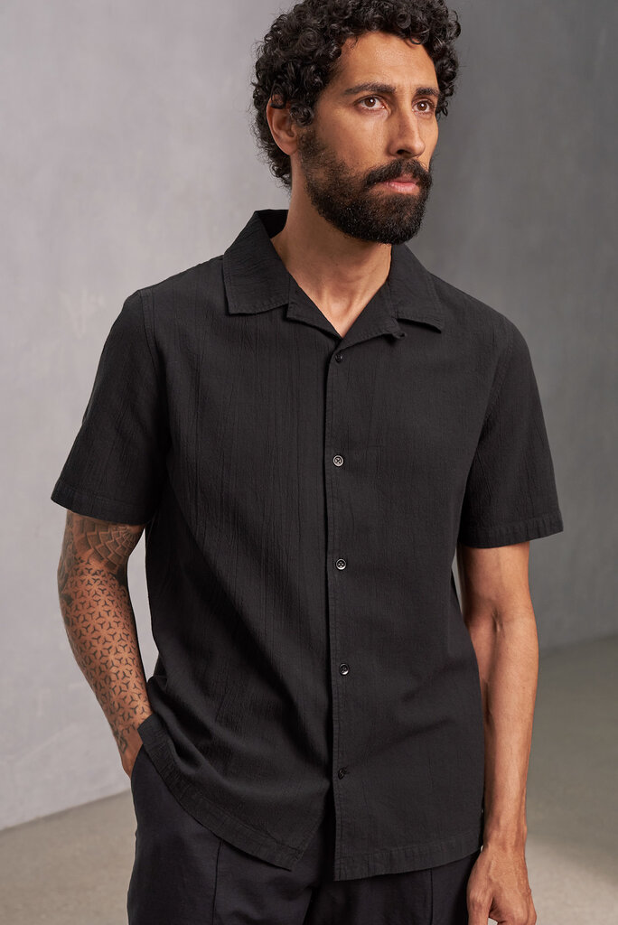 About Companions Kuno Shirt Eco Crincle Black