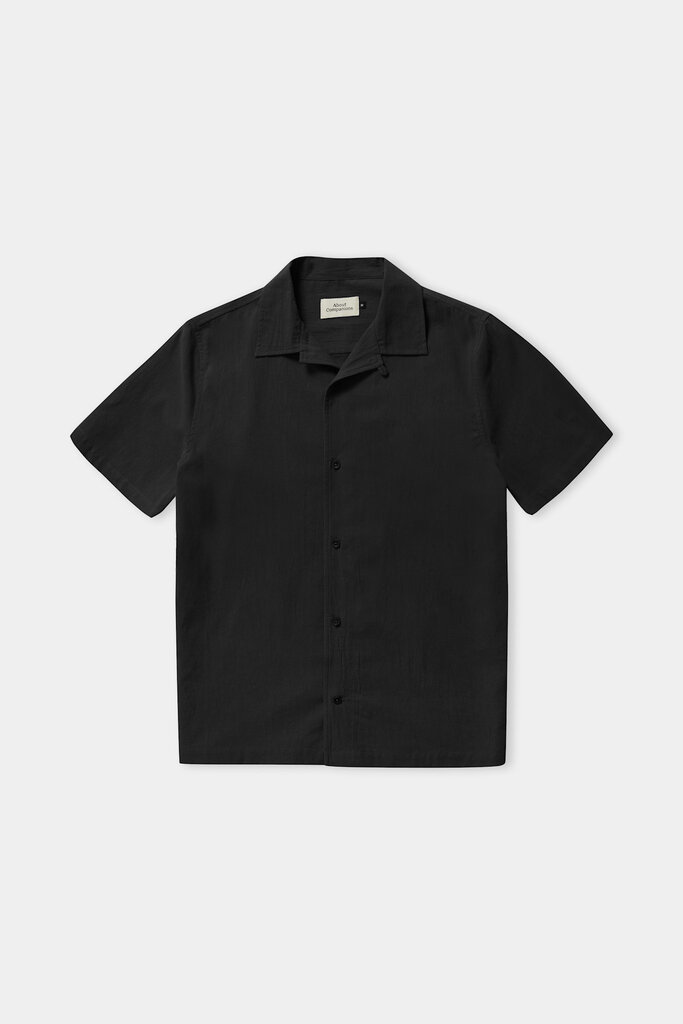 About Companions Kuno Shirt Eco Crincle Black