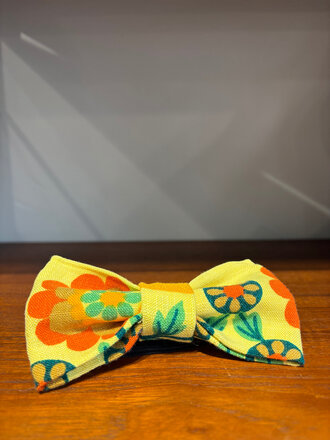 Papijon Strik Papijon flower yellow