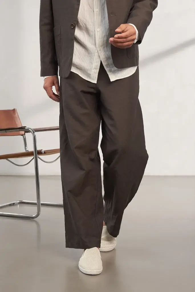 About Companions Carlo linen coffee trouser
