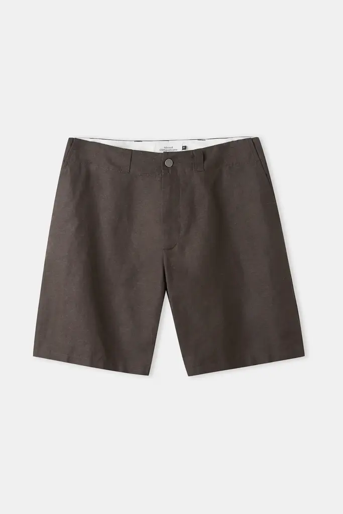 About Companions JONNY shorts linen coffee