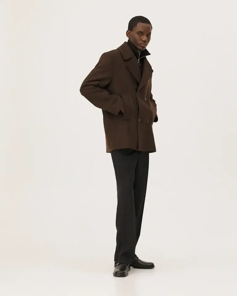 Noyoco Dundee Brown mantel