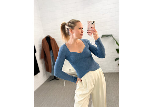 BLUE NIGHT OUT TOP