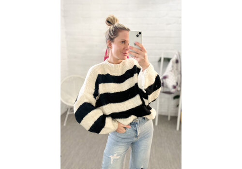 INEZ KNIT BLACK WHITE one size