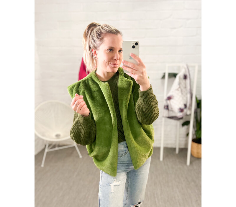 GREEN JACKET