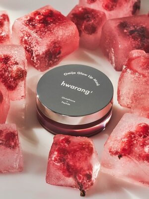 Hwarang Omija Glow Lip Mask