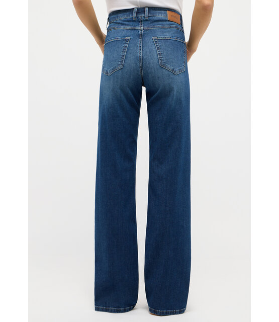 290030-332/3358 Lara