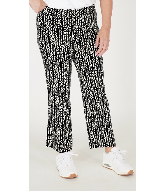 10-4570/02 Livia 6/8