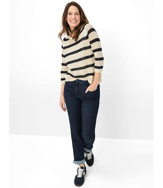 10-6400/22 Laura new