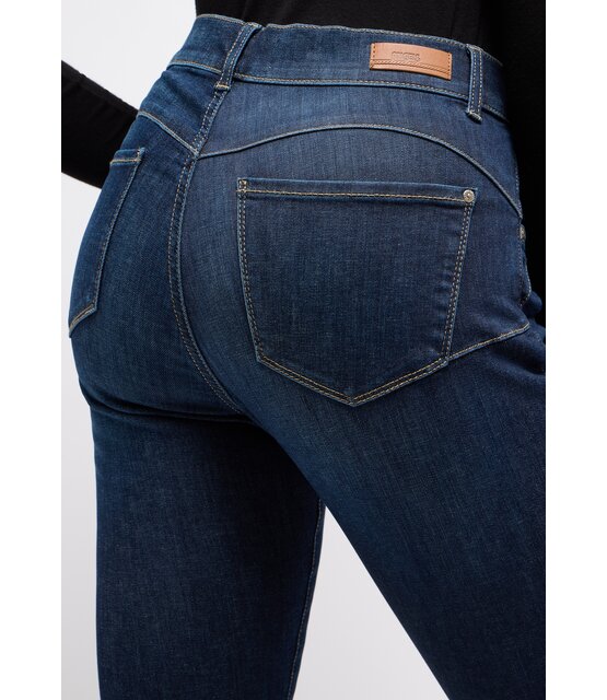 899331-397/315 Leni shape