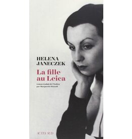 JANECZEK Helena La jeune fille au Leica