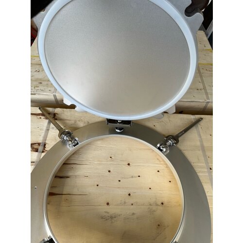 DN450 Manlid pivotant Aluminium GUARD™ DN450 Manlid pivotant Aluminium