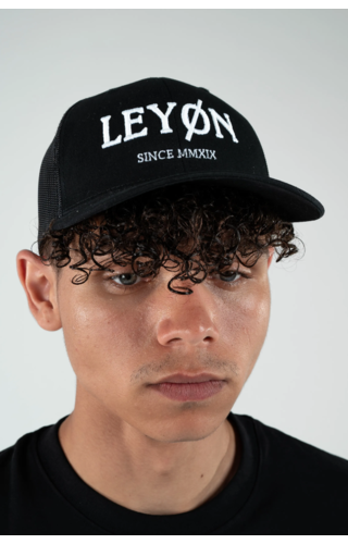 LEYON Leyon Cap - Black LEYON Leyon Cap - Black