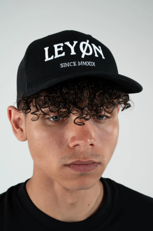 LEYON Leyon Cap - Black LEYON Leyon Cap - Black
