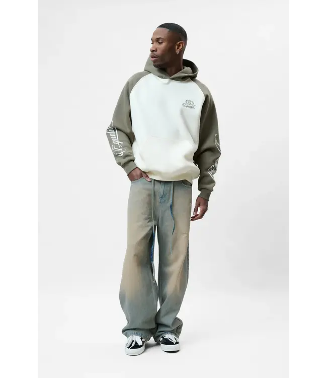 Equalité EQUALITE EQ.26.11.4.22.2011 Jett Raglan Oversized Hoodie - Off White & Green