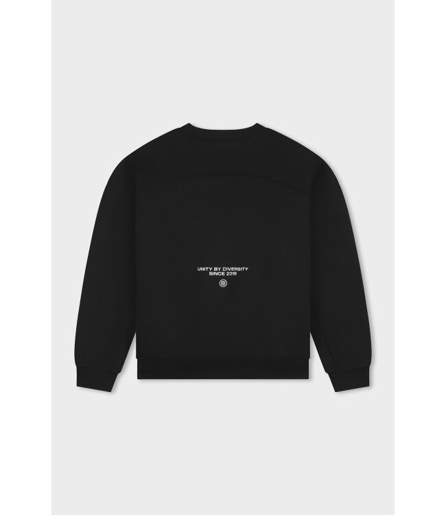 Equalité Elan Oversized Sweater - Black