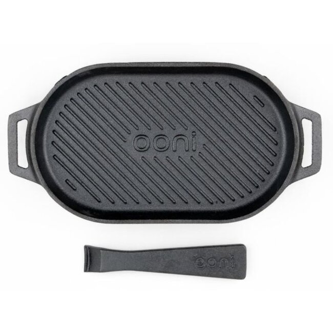 Ooni Gietijzeren Grizzler pan met afneembare greep en houten bord