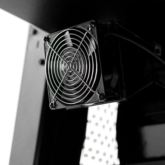 Masterbuilt Gravity Series™ XT Digital Charcoal BBQ & Smoker