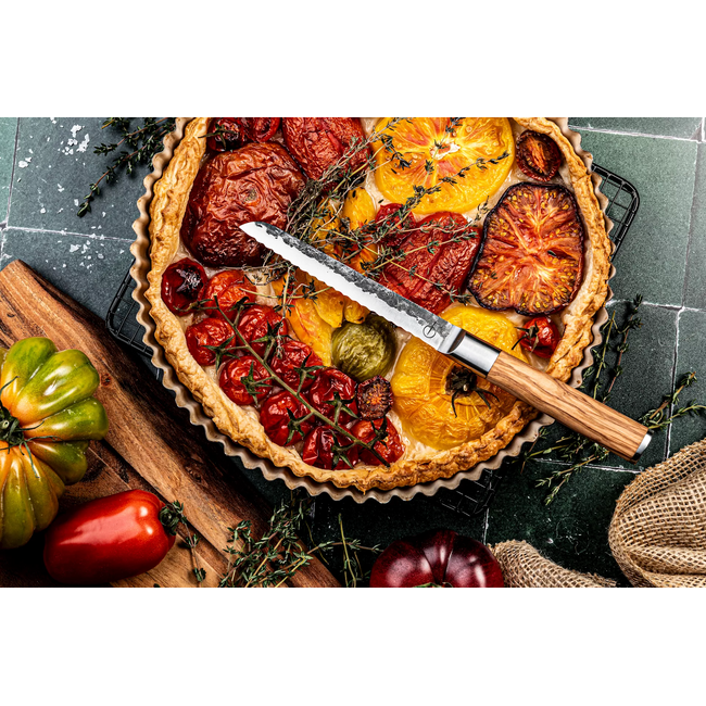 Forged Olive Universeel mes gekarteld 14cm