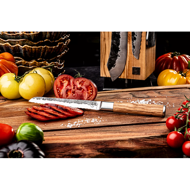 Forged Olive Universeel mes gekarteld 14cm