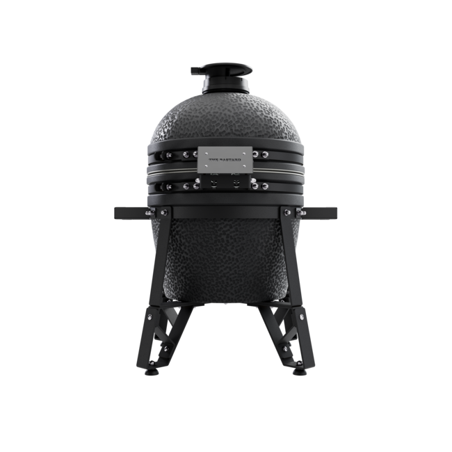The Bastard kamado’s en BSTRD Core Compact Graphite kamado bbq