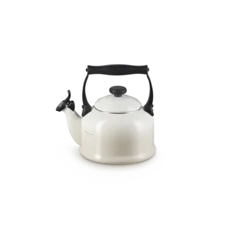 Le Creuset Tradition Fluitketel Meringue 2,1l